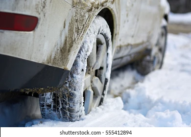 Driving in Snow: Tips from Steerngo Driving School in Ottawa