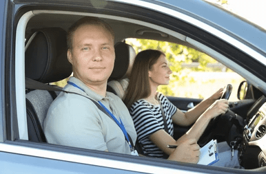 Best driving education schools in Ottawa