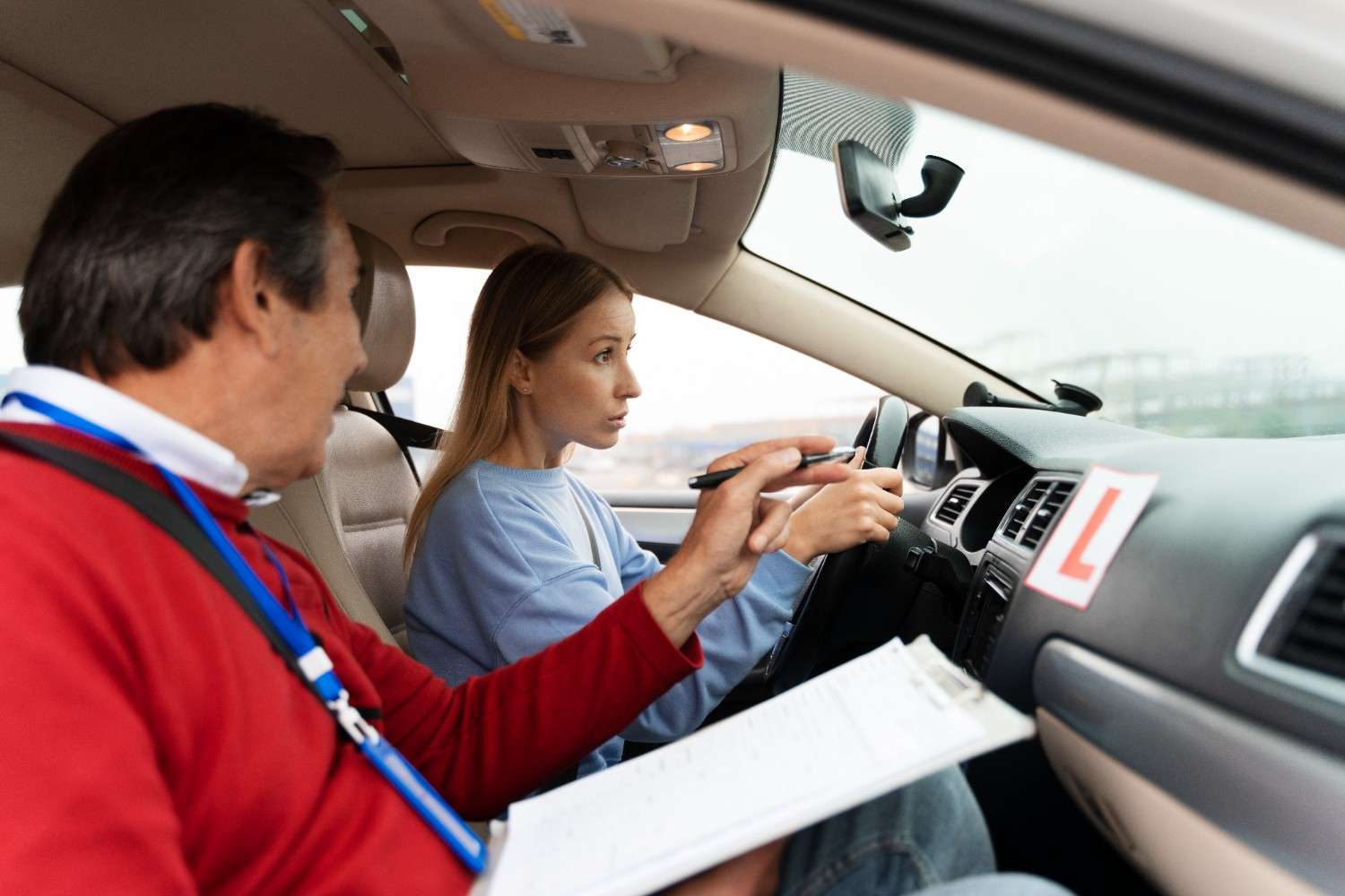 Automatic vs. Manual Driving Lessons